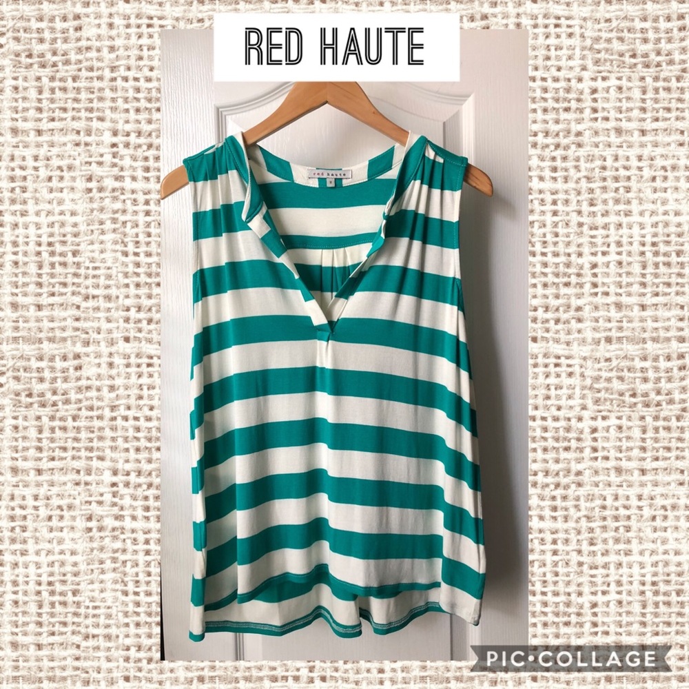 Red Haute sleeveless top Size M